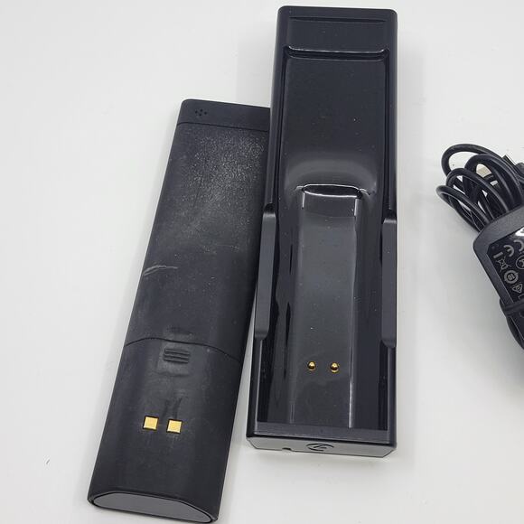 Control4 C4-SRRS Remote Control with docking cradle and charging power supply - Picture 13 of 14